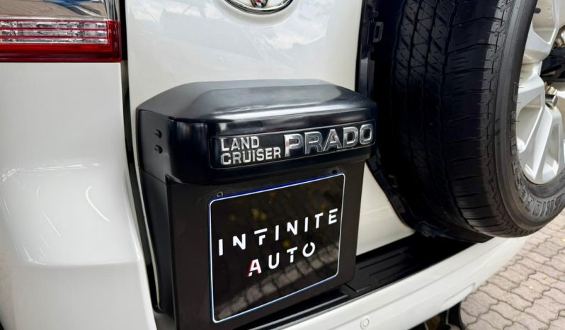 
								Toyota Prado 4.0 V6 Vx At full									