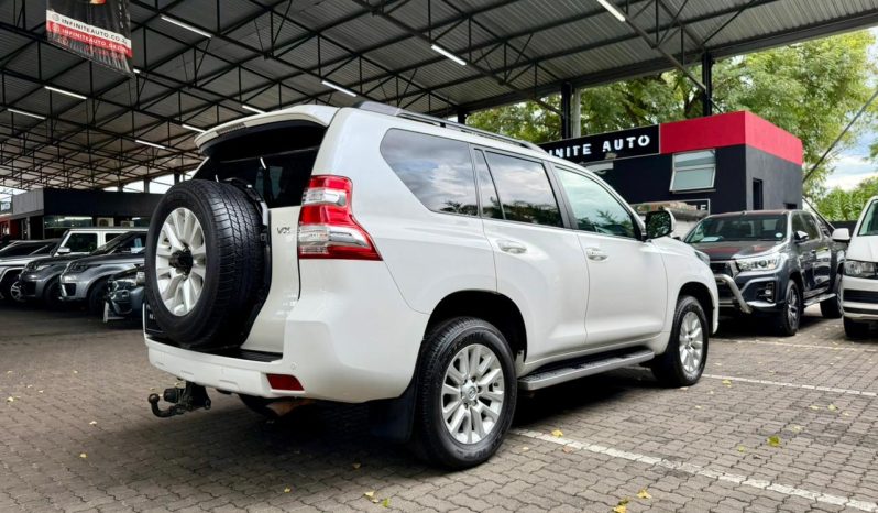 
								Toyota Prado 4.0 V6 Vx At full									
