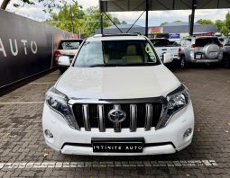 
										Toyota Prado 4.0 V6 Vx At full									