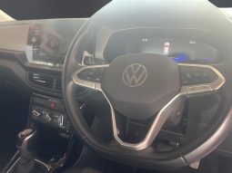 
										VOLKSWAGEN T-CROSS 1.0 TSI LIFE full									