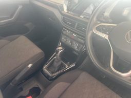 
										VOLKSWAGEN T-CROSS 1.0 TSI LIFE full									