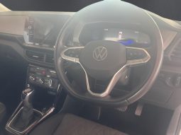 
										VOLKSWAGEN T-CROSS 1.0 TSI LIFE full									
