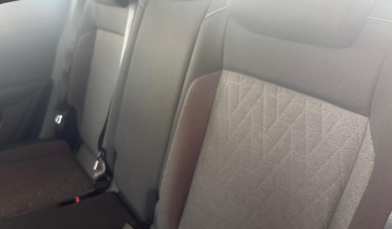 
								VOLKSWAGEN T-CROSS 1.0 TSI LIFE full									