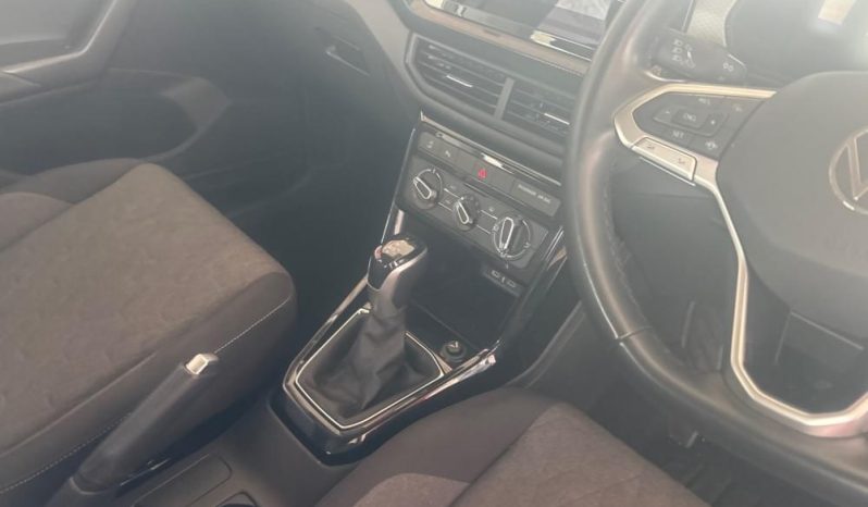 
								VOLKSWAGEN T-CROSS 1.0 TSI LIFE full									