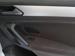 
										Volkswagen Tiguan 1.4 Tsi full									