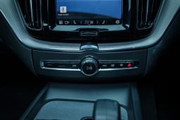 
										Volvo Xc60 B5 Essential Geartronic Awd full									