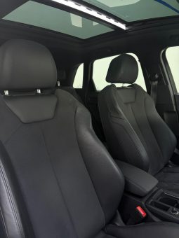 
										Audi Q3 35 Tfsi Black Edition full									