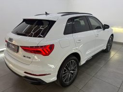 
										Audi Q3 35 Tfsi Black Edition full									