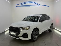 
										Audi Q3 35 Tfsi Black Edition full									