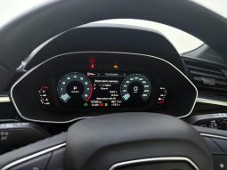 
										Audi Q3 35 Tfsi Black Edition full									