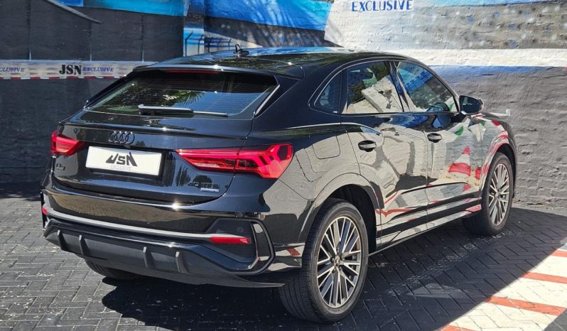 
								Audi Q3 Sportback 40 Tfsi S Line Quattro S Tronic full									