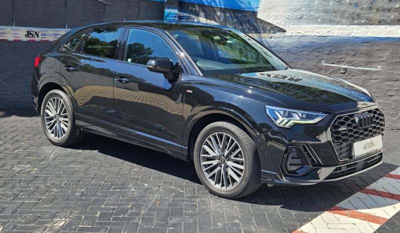 
								Audi Q3 Sportback 40 Tfsi S Line Quattro S Tronic full									