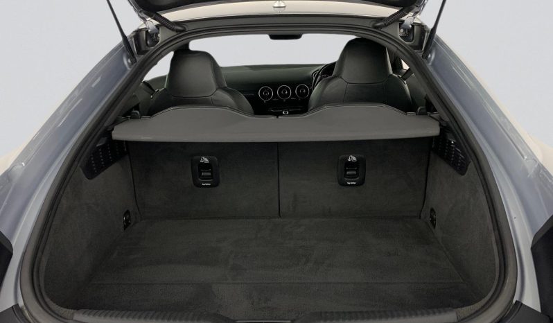 
								Audi TT 2.0 Tfsi Coupe S-Tronic full									