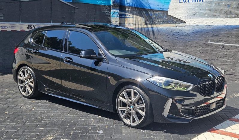 
								BMW 1 Series 118i M Sport Sport Steptronic full									