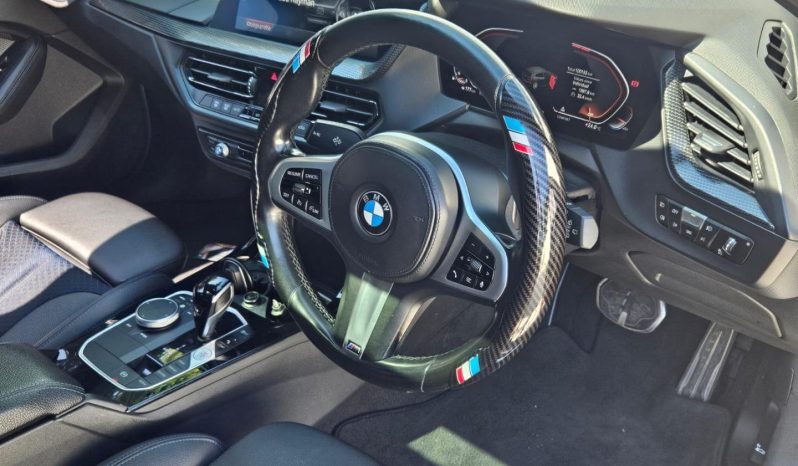 
								BMW 1 Series 118i M Sport Sport Steptronic full									
