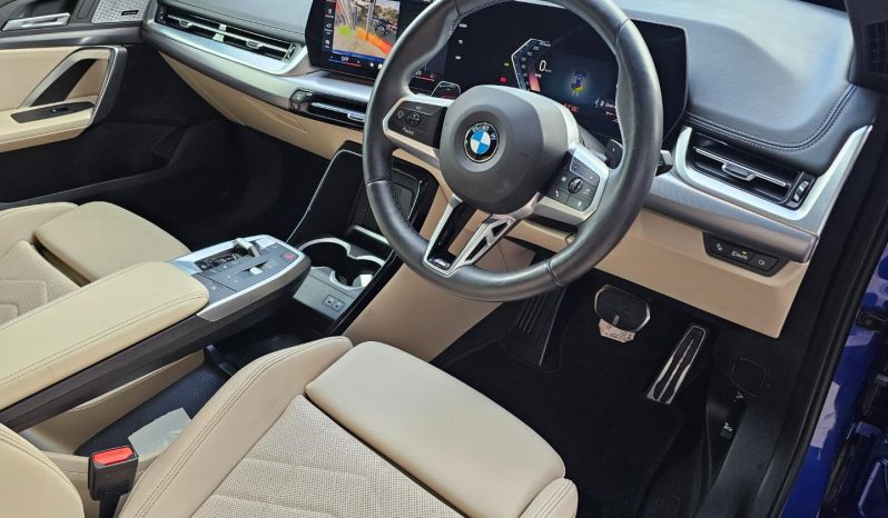 
								BMW X1 Sdrive 18i M Sport full									