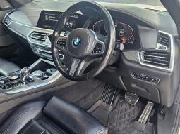 
										BMW X5 M50d Sport Steptronic full									