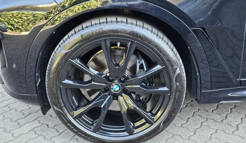 
								BMW X7 Xdrive 40d M Sport Pro full									