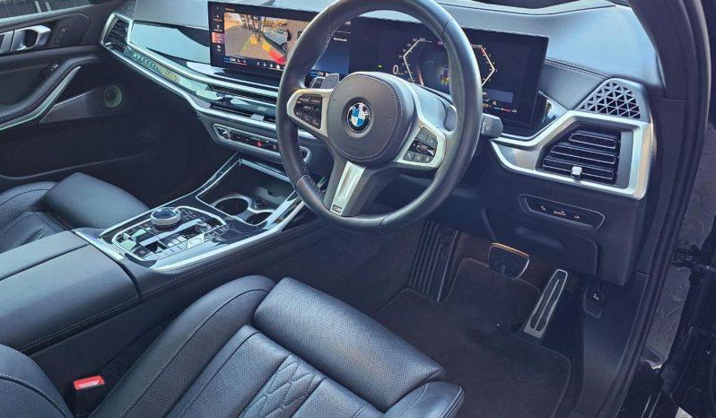 
								BMW X7 Xdrive 40d M Sport Pro full									