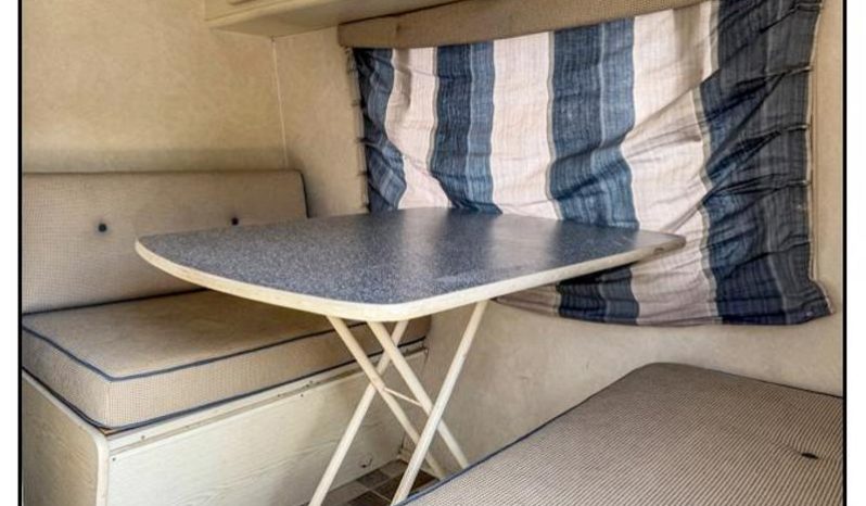 
								Caravan Sprite Swing full									