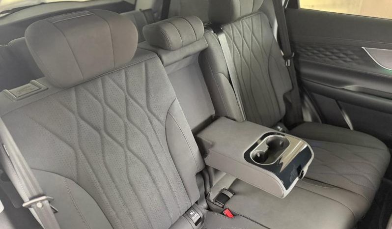 
								Chery Tiggo 8 CSH 1.5T Csh Apex Dht full									