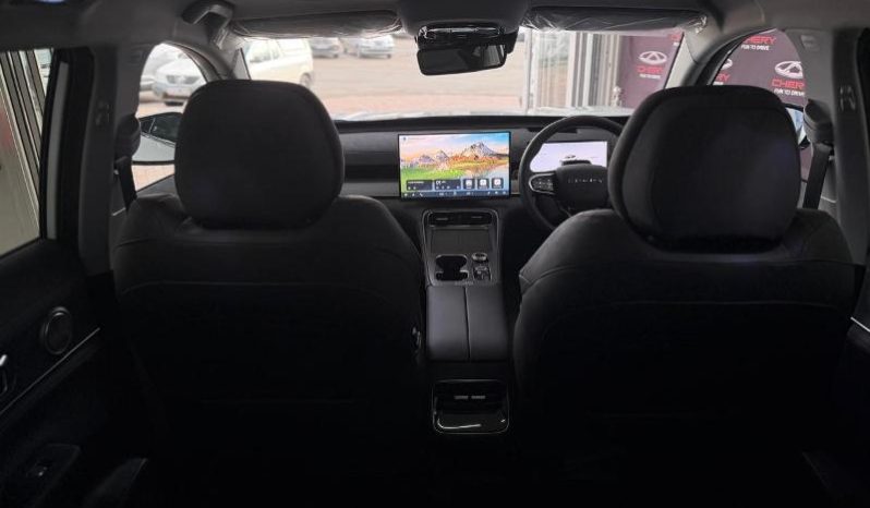 
								Chery Tiggo 8 CSH 1.5T Csh Apex Dht full									