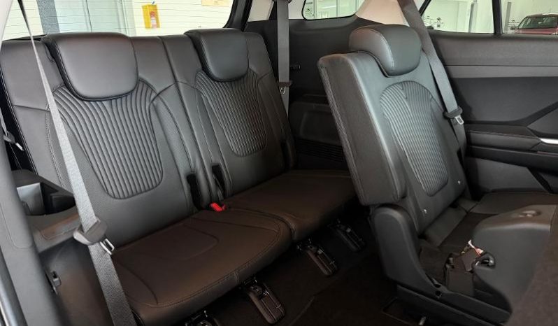 
								Hyundai Alcazar 2.0 Executive At full									