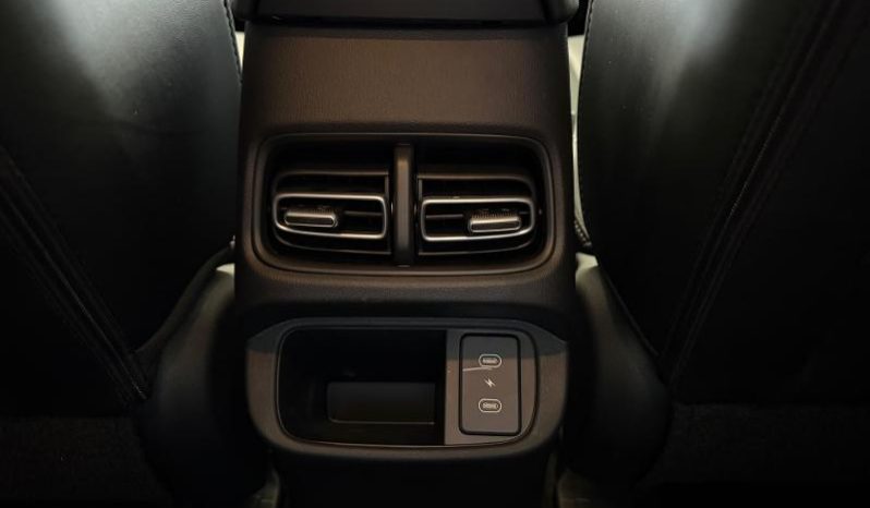 
								Hyundai Alcazar 2.0 Executive At full									