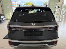 Hyundai Alcazar 2.0 Executive At