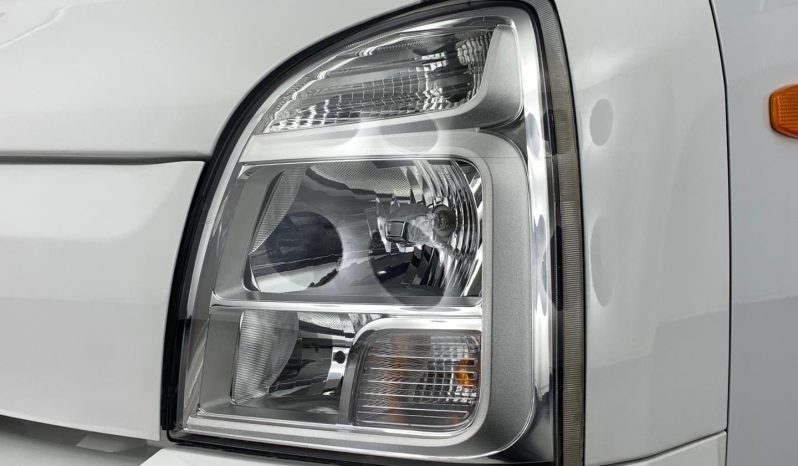 
								Hyundai H100 Bakkie 2.6D Deck full									