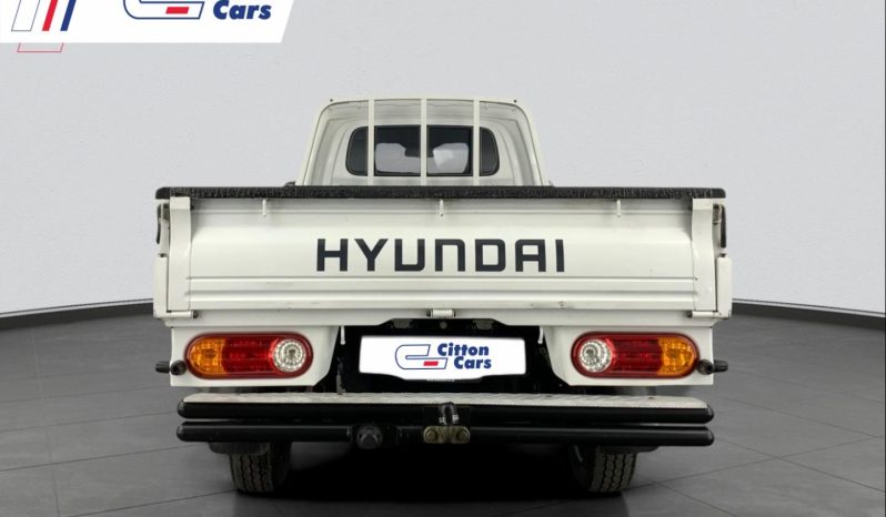 
								Hyundai H100 Bakkie 2.6D Deck full									