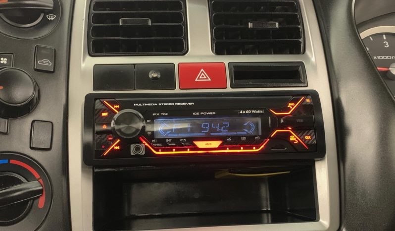 
								Hyundai H100 Bakkie 2.6D Deck full									