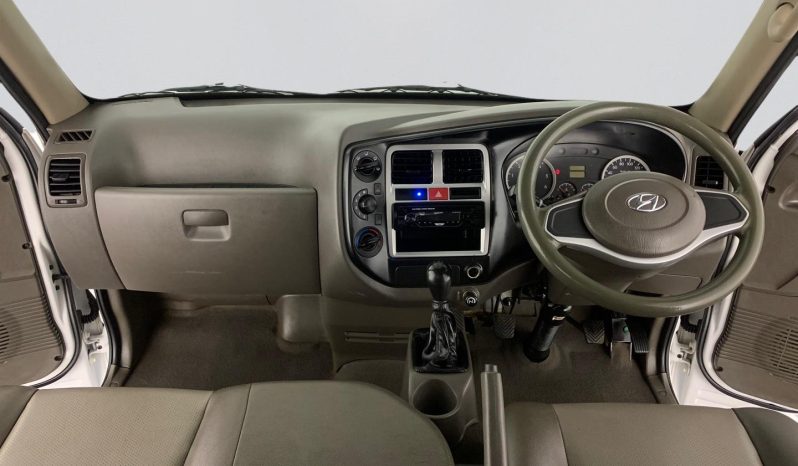 
								Hyundai H100 Bakkie 2.6D Deck full									