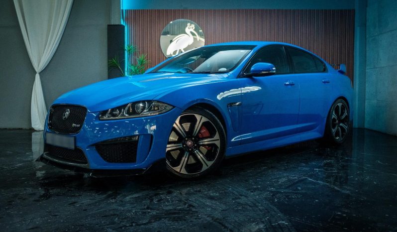 
								Jaguar Xf 5.0 V8 Supercharged R-S full									