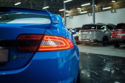 
										Jaguar Xf 5.0 V8 Supercharged R-S full									