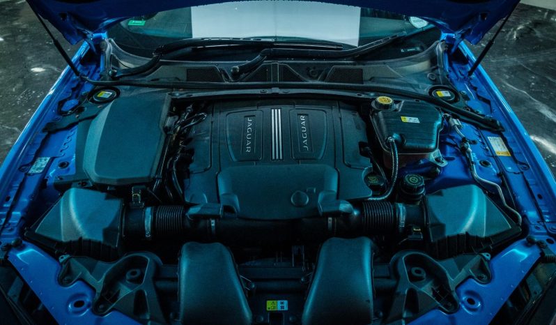 
								Jaguar Xf 5.0 V8 Supercharged R-S full									