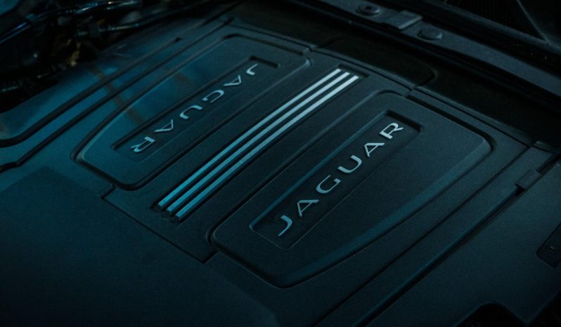 
								Jaguar Xf 5.0 V8 Supercharged R-S full									