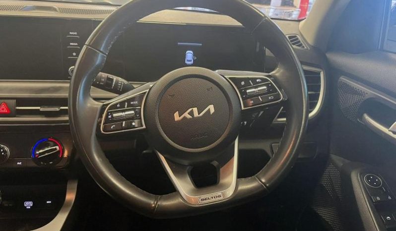 
								Kia Seltos 1.5 Lx Cvt full									