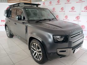 Land Rover Defender 110 3.0 D D300 X-Dynamic Hse (221kW