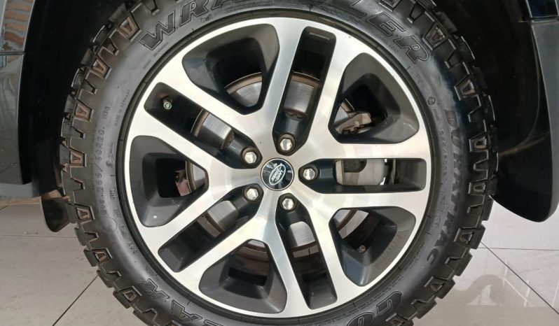 
								Land Rover Defender 110 3.0 D D300 X-Dynamic Hse (221kW full									