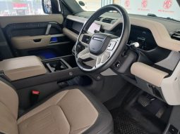 
										Land Rover Defender 110 3.0 D D300 X-Dynamic Hse (221kW full									