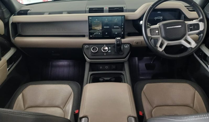 
								Land Rover Defender 110 3.0 D D300 X-Dynamic Hse (221kW full									
