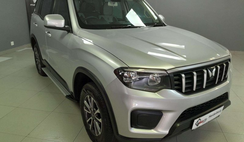 
								Mahindra SCORPIO-N SCORPIO-N 2.2D A/T (Z4) full									