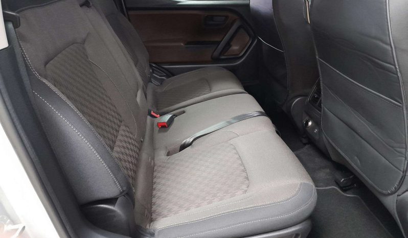 
								Mahindra SCORPIO-N SCORPIO-N 2.2D A/T (Z4) full									