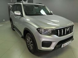 
										Mahindra SCORPIO-N SCORPIO-N 2.2D A/T (Z4) full									