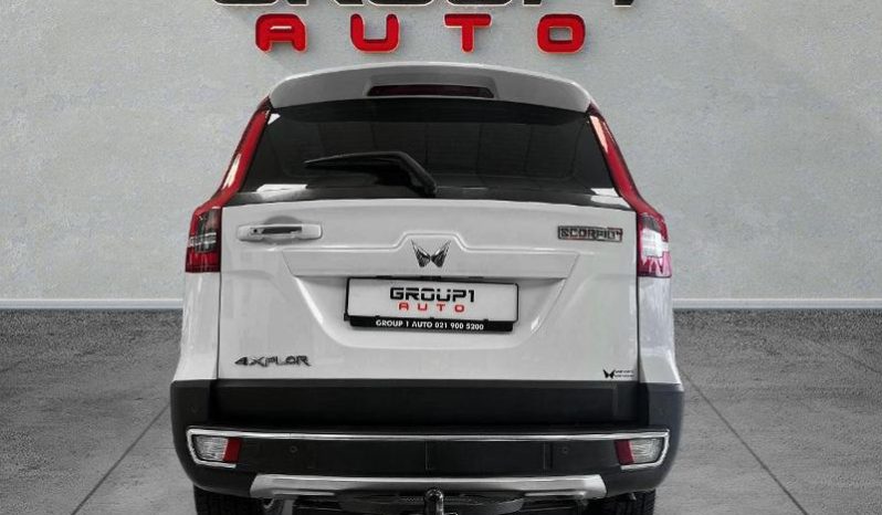 
								Mahindra Scorpio N Z8 4X4 At full									