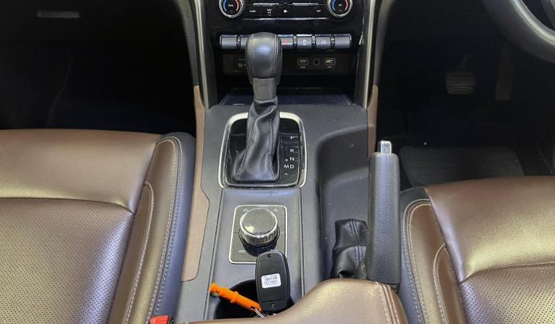 
								Mahindra Scorpio N Z8 4X4 At full									