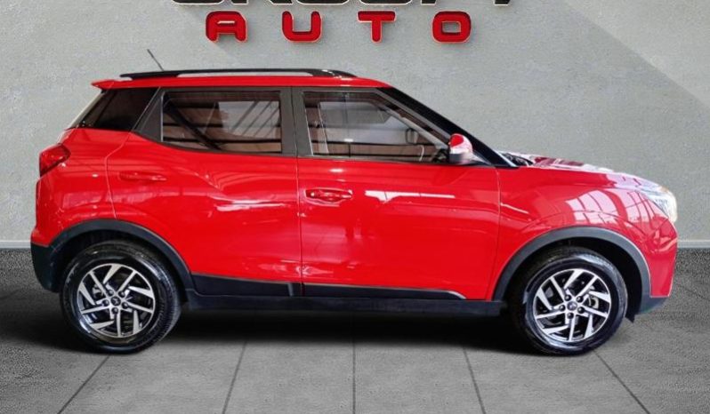 
								Mahindra Xuv300 1.5D W8 full									