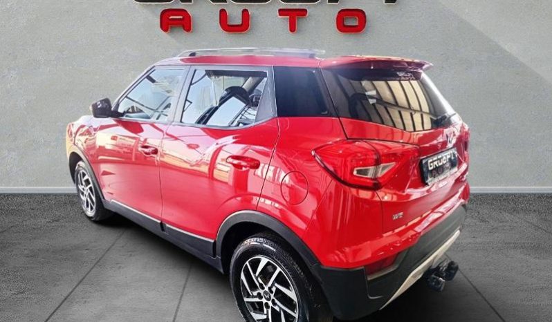 
								Mahindra Xuv300 1.5D W8 full									
