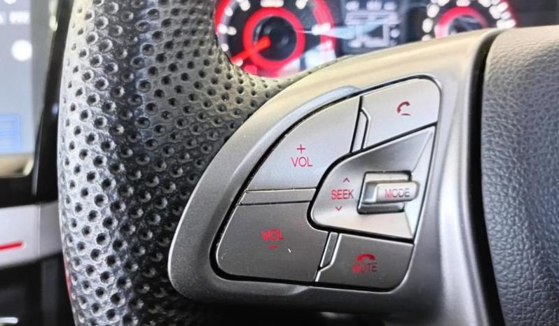 
								Mahindra Xuv300 1.5D W8 full									